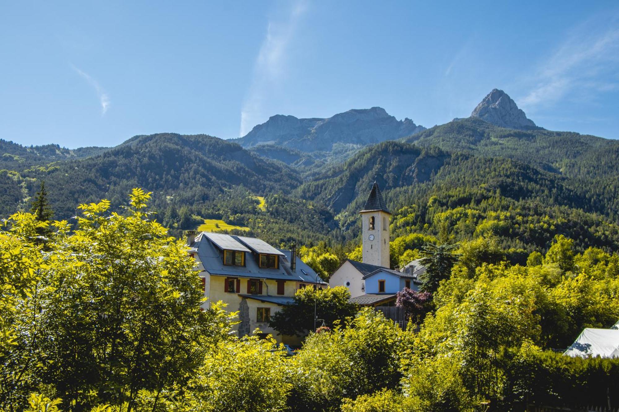 La Capitale - Les Gites De L Argile Barcelonnette Eksteriør billede